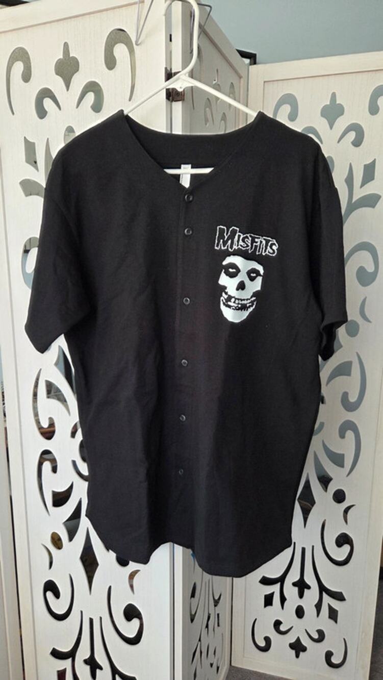 Misfits Punk Rock Baseball Jersey Shirt NWOT Mens Medium Black American Apparel